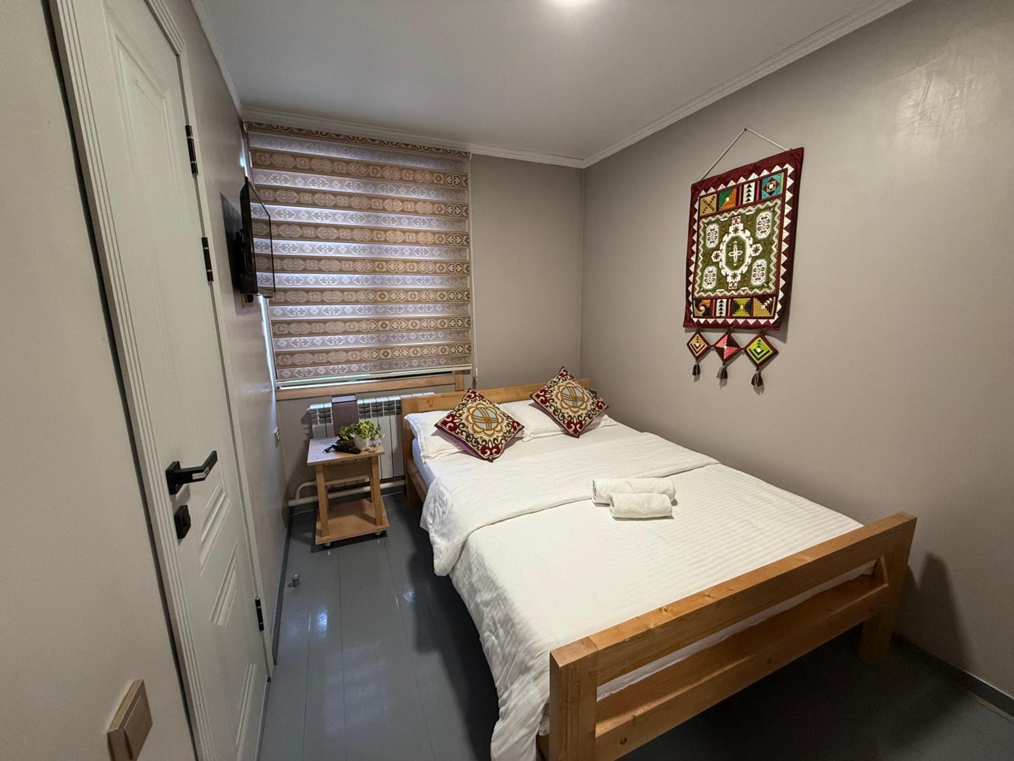 Salamat Hotel Bisjkek Eksteriør bilde