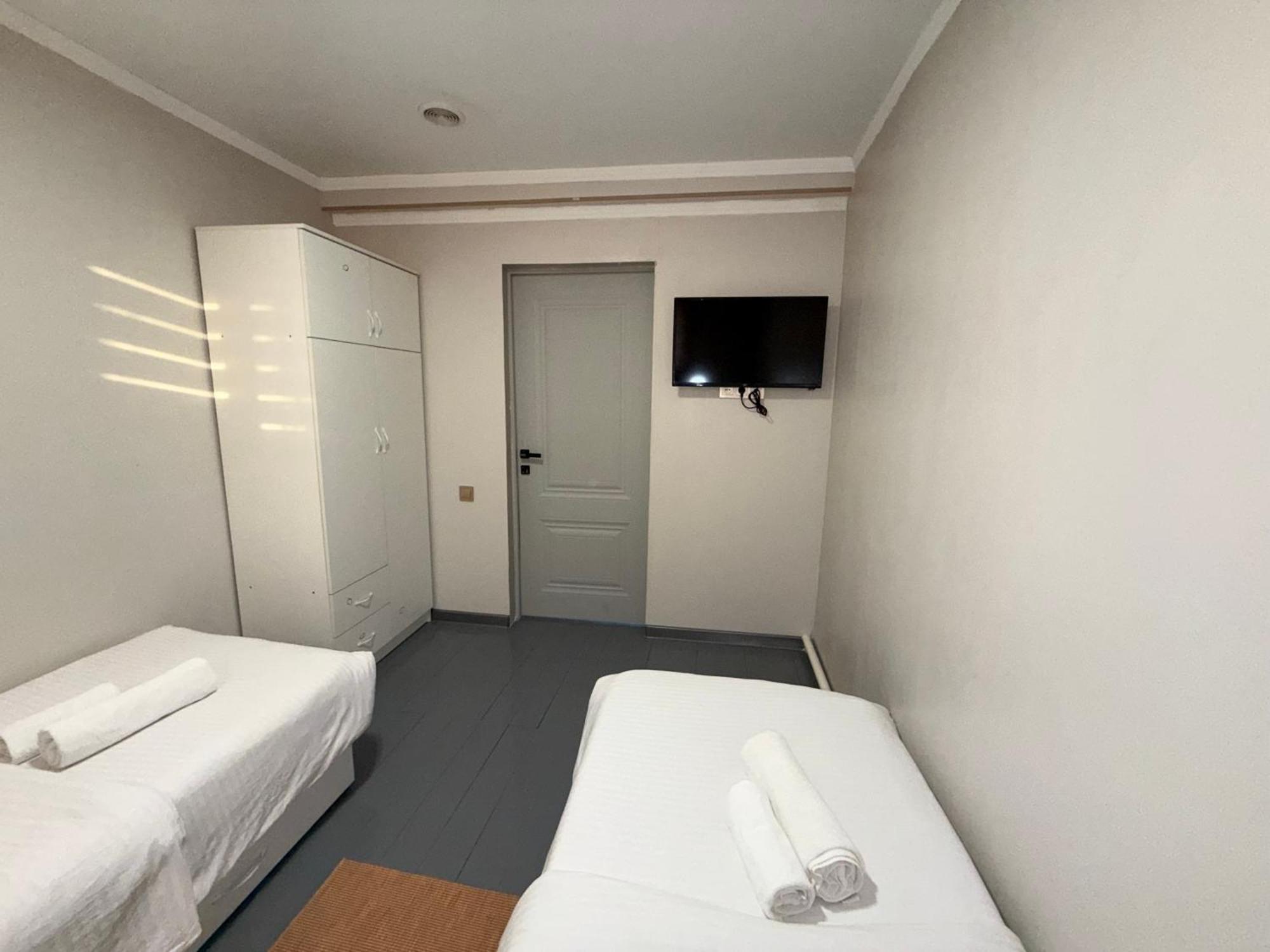 Salamat Hotel Bisjkek Eksteriør bilde